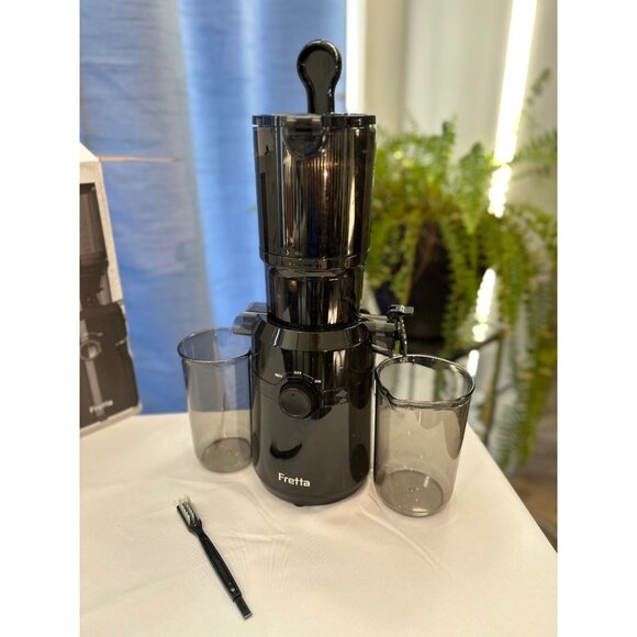 Fretta Self-Feeding Slow Masticating Juicer 1.1L Large Feed Chute BPA-Free Easy - Picture 3 of 13